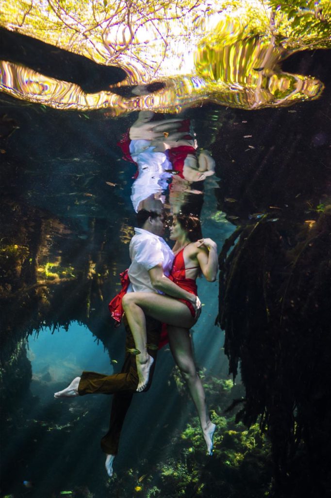 underwater-lovers-photoshoot-tulum