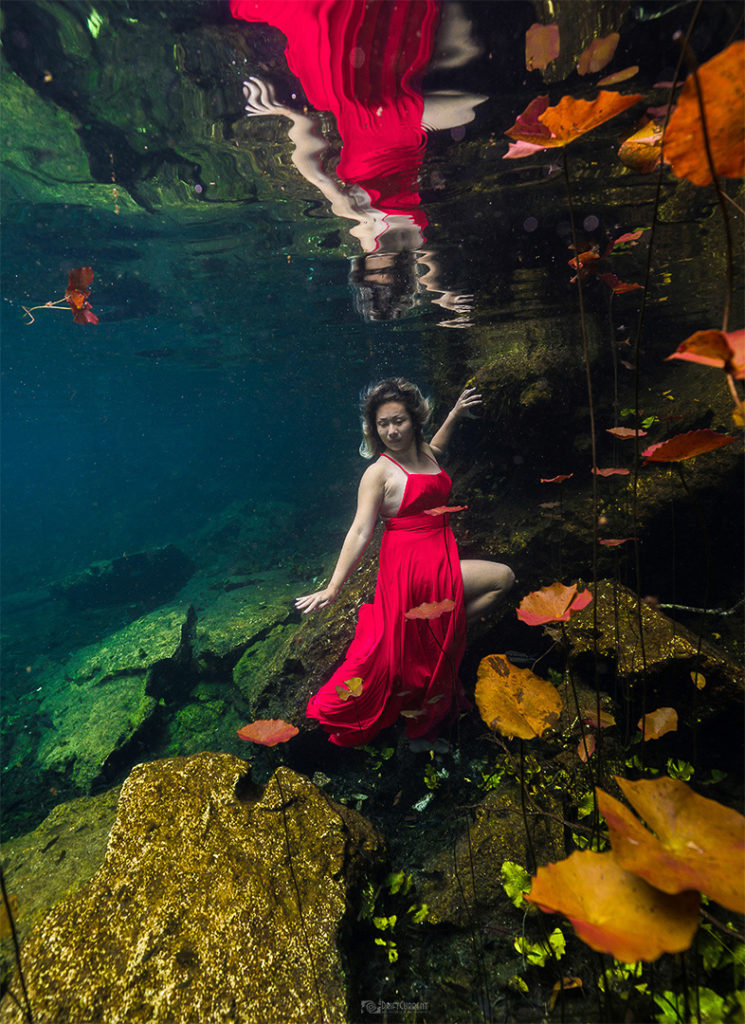 underwater-cenote-photoshoot-cancun