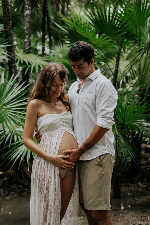 maternity-photo-session-ideas